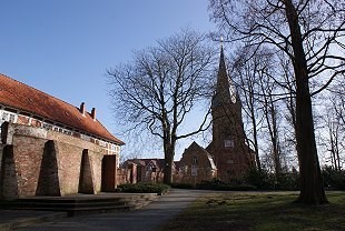 Schlossgarten mit Kirche in Cuxhaven