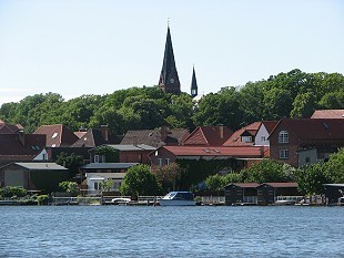Klosterkirche und Umgebung von Malchow
