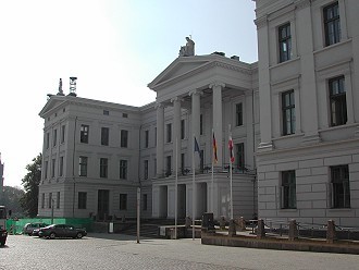 Staatskanzlei in der Schlossstraße in Schwerin