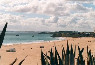 Revier für Surfer und Parasailing die Costa Verde