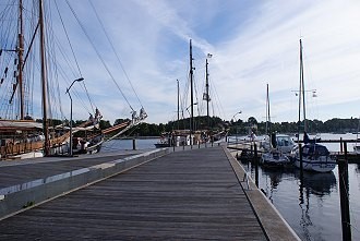 Schiffe im Yachthafen in Heiligenhafen