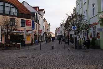 Geschäfte an der Kietzstraße / Mühlenstraße